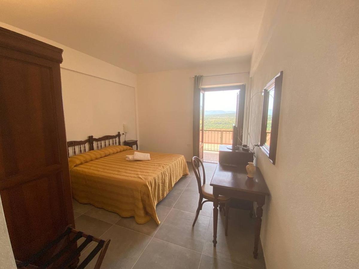Hotel Ispinigoli Dorgali Exteriör bild